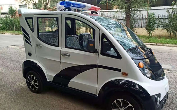 英吉沙警用巡逻车